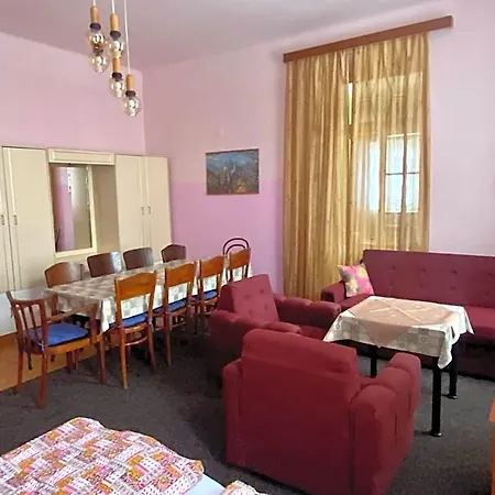 Apartma 299 Aparthotel